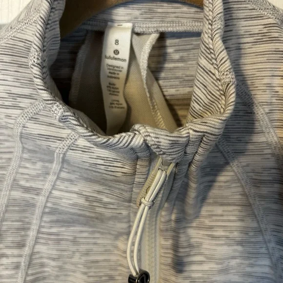 Lululemon Scuba Jacket - Picture 3 of 4